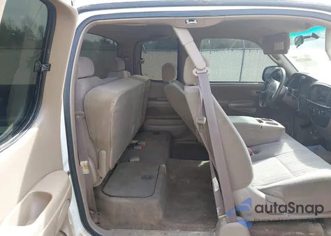 2001 Toyota Tundra Sr5 z USA, uszkodzony, nr VIN 5TBRN34191S161970